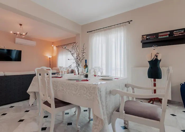 Family House In Nauplion