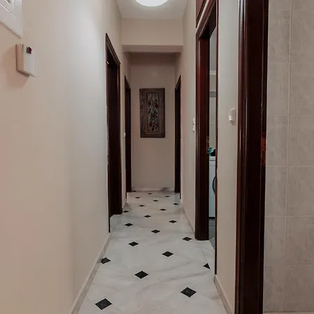 Apartamento Family House In